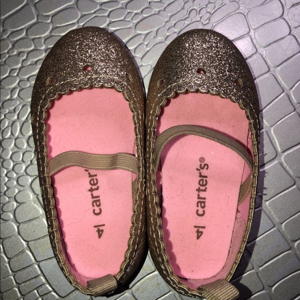 Carter’s sparkly shoes size 4c $12